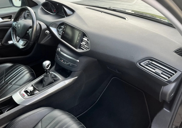 Peugeot 308 cena 45990 przebieg: 141000, rok produkcji 2017 z Turek małe 466